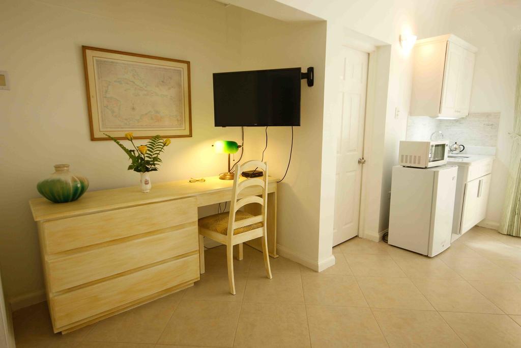 Cattleya Luxury Suites Kingston Bagian luar foto